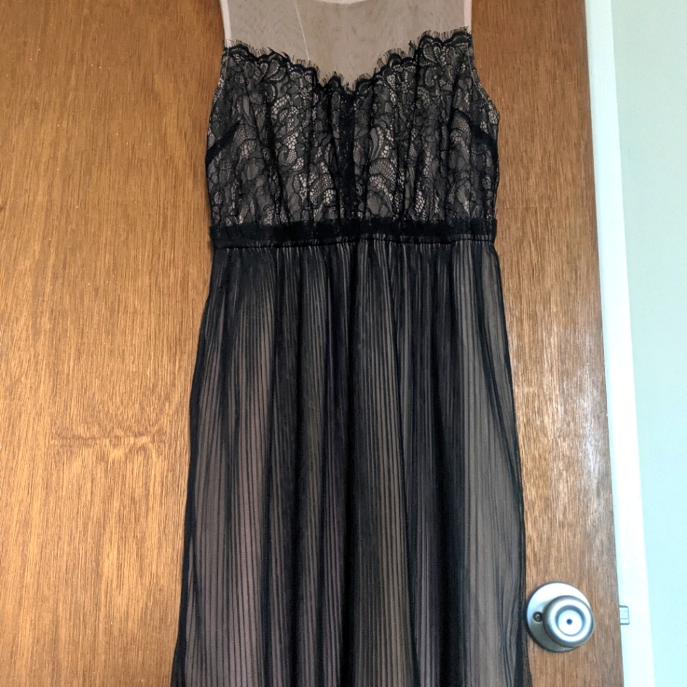 Beautiful Dress with Sheer & Lace and Has A Slip Built in Underneath.  Size M.